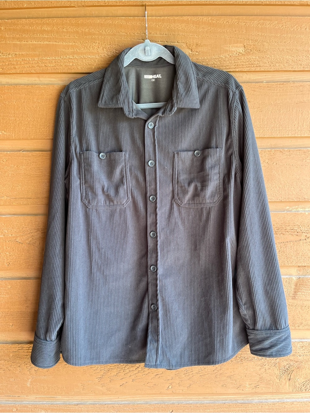 32 degrees men’s corduroy button down shirt. Size M